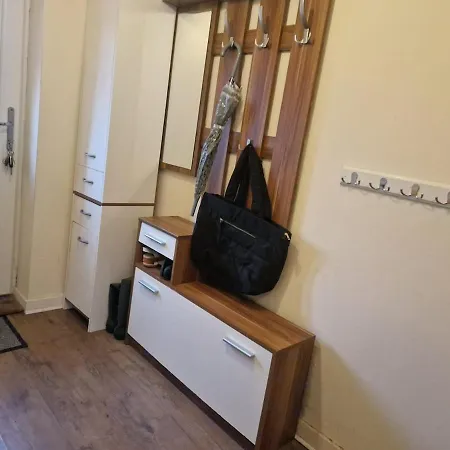 Nyaraló Cosy Two-bedroom House With Study In A Good Location In Brentry